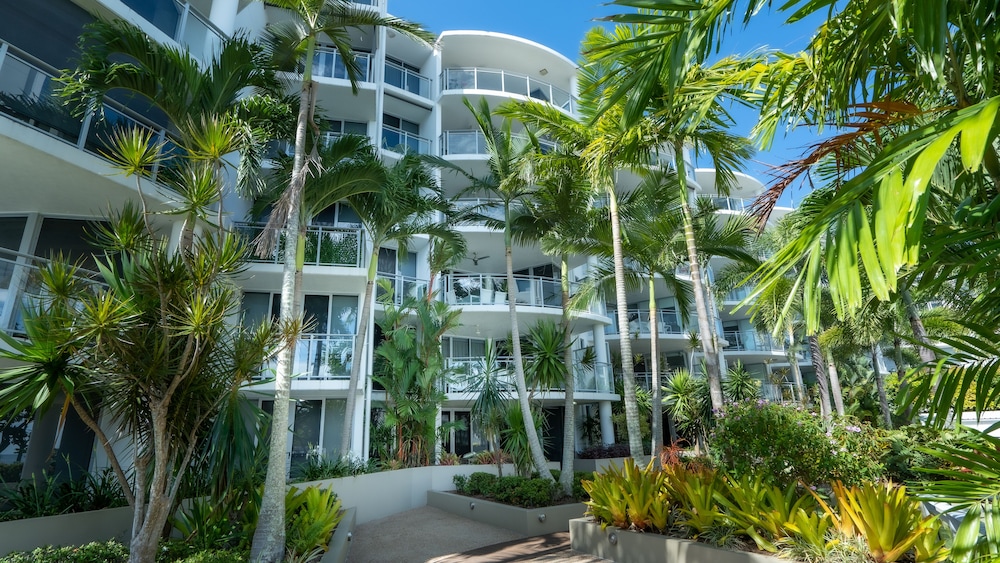 Vision Cairns Apartments 7/72