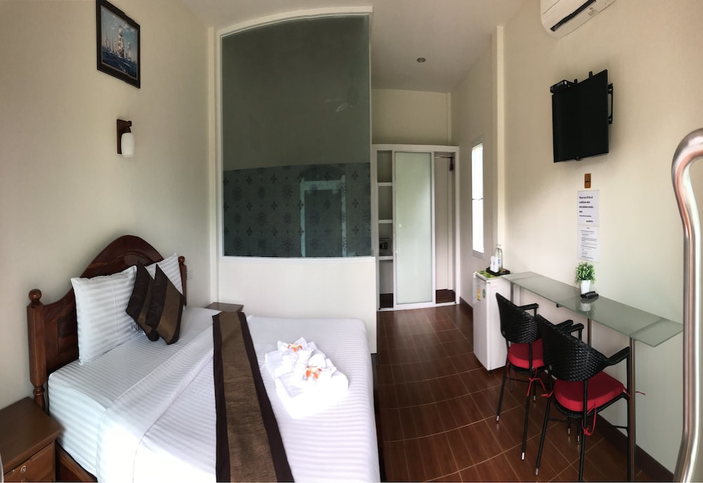 Hongte Khaolak Resort 8/26
