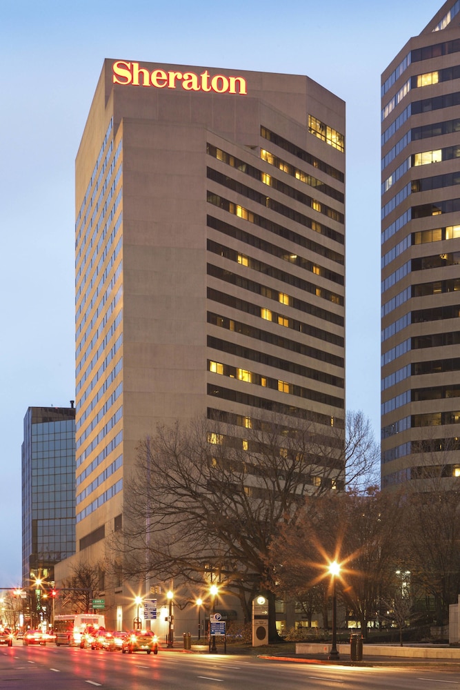 The Plaza Hotel Columbus at Capital Square in COLUMBUS - OH