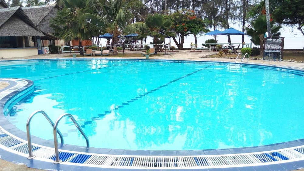 Jumuia Conference & Beach Resort 23/45