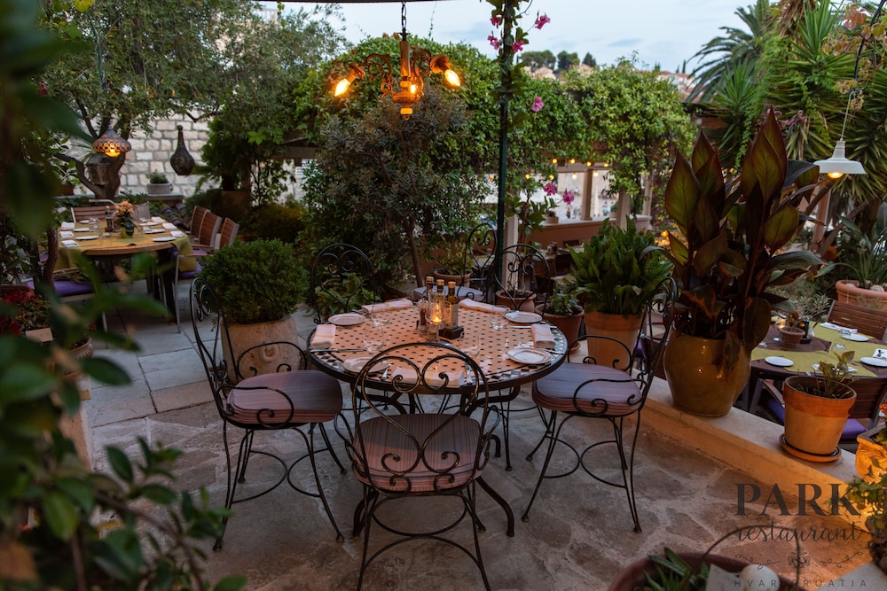 HOTEL PARK HVAR 62/76