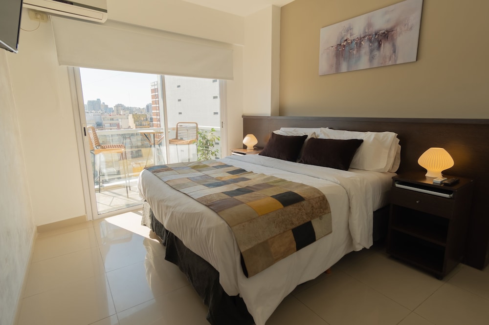 ISI BAIRES APART & SUITES 11/68