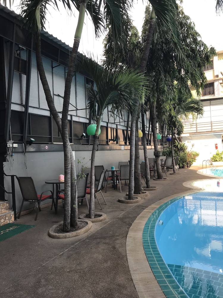 Pattaya Hiso Hotel 2/65