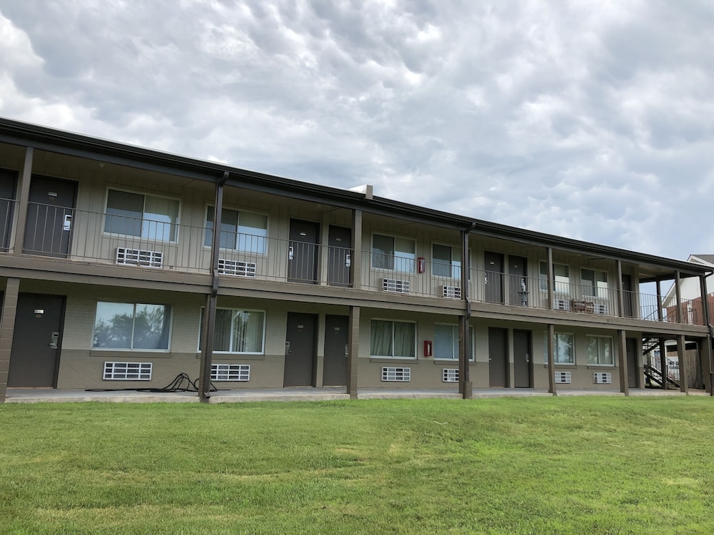 Great Western Inn Kansas 2/37