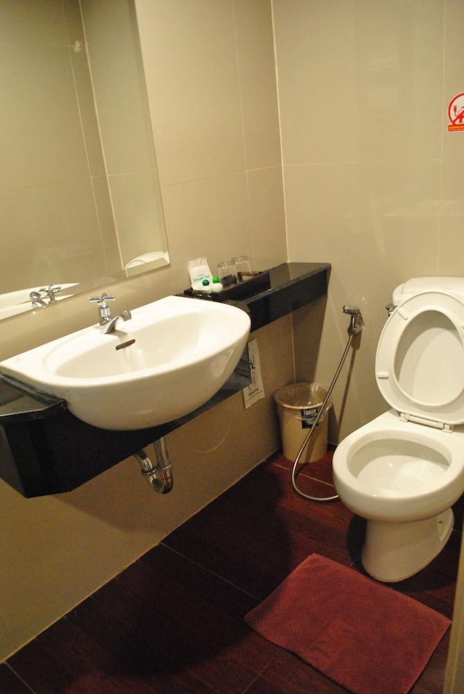 Kong Garden View Resort 33/63