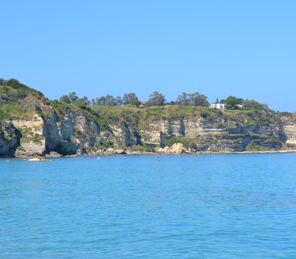 HOTEL ORRIZONTE BLU 44/47