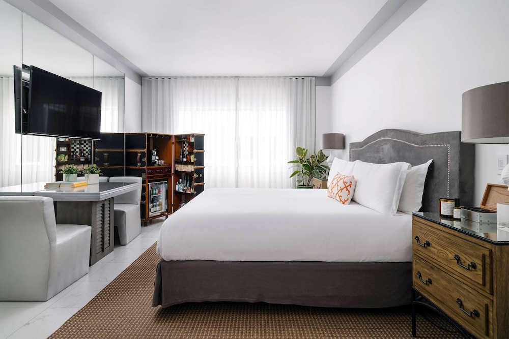 NAUTILUS SONESTA MIAMI BEACH 19/46