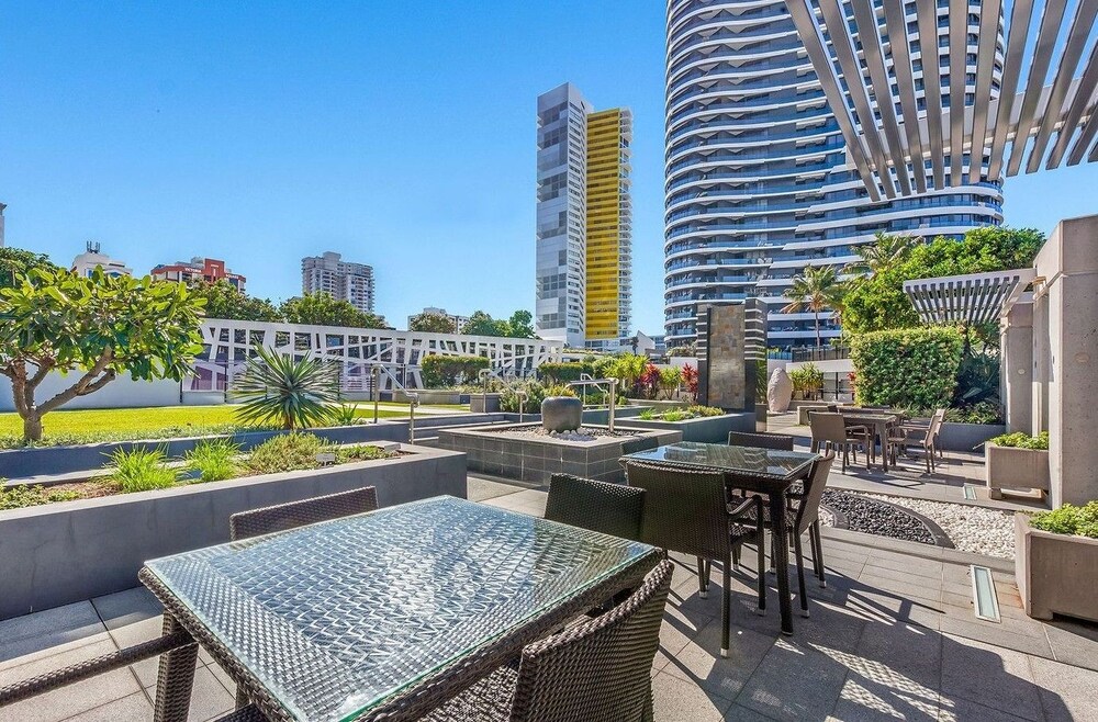 The Oracle Resort Broadbeach - Gclr 45/50