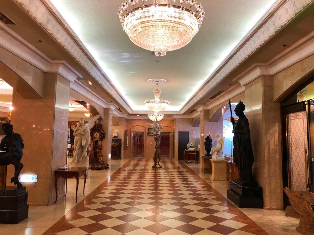 Koyo Grand Hotel 18/65
