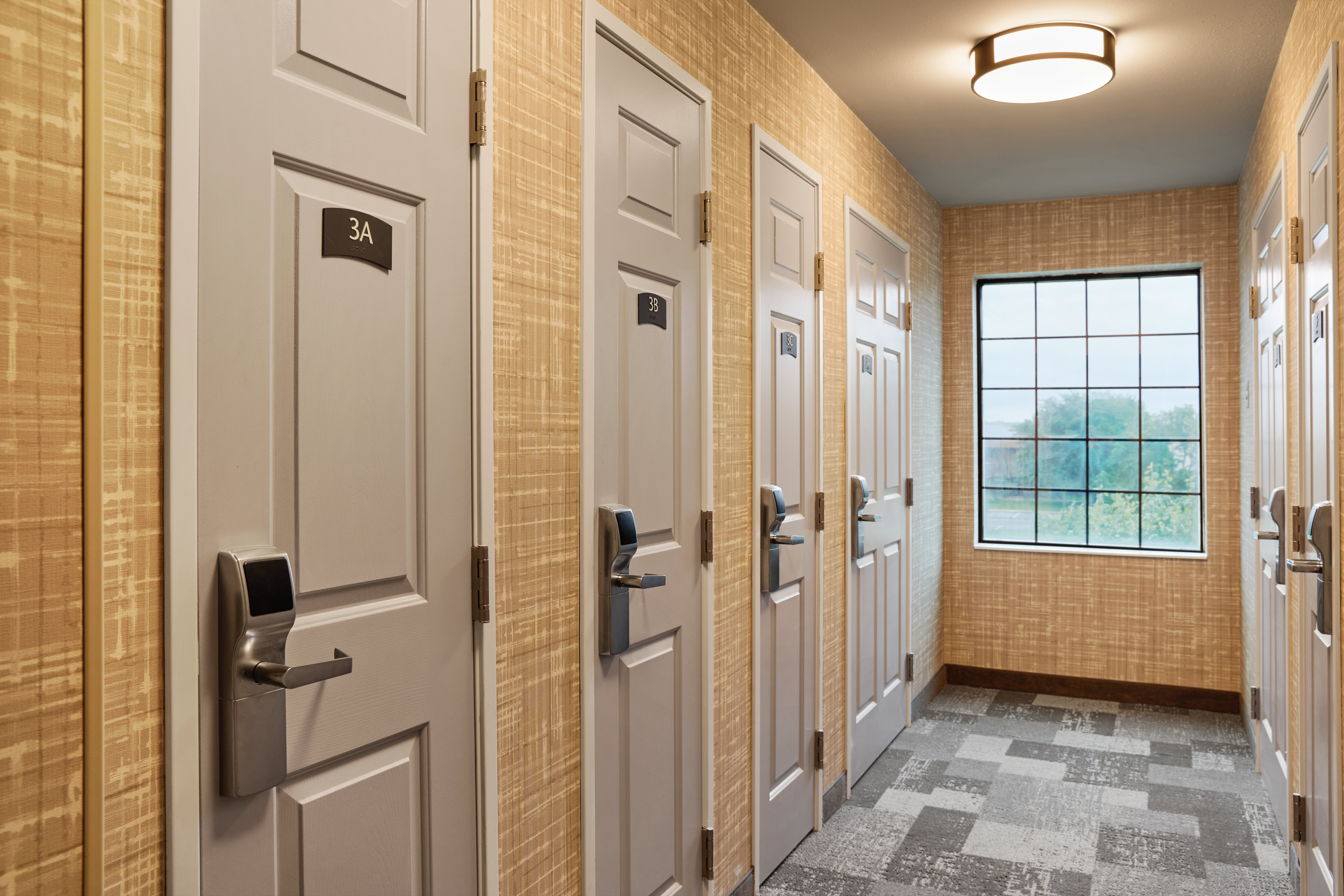 Staybridge Suites Peoria Downtown 4/34
