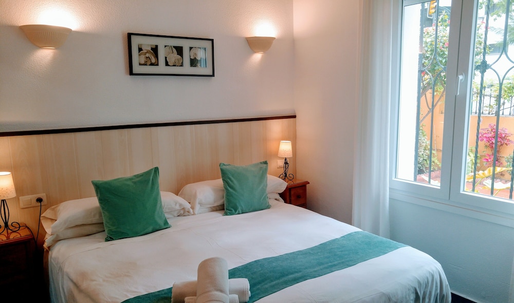 Hotel Elcano 11/70