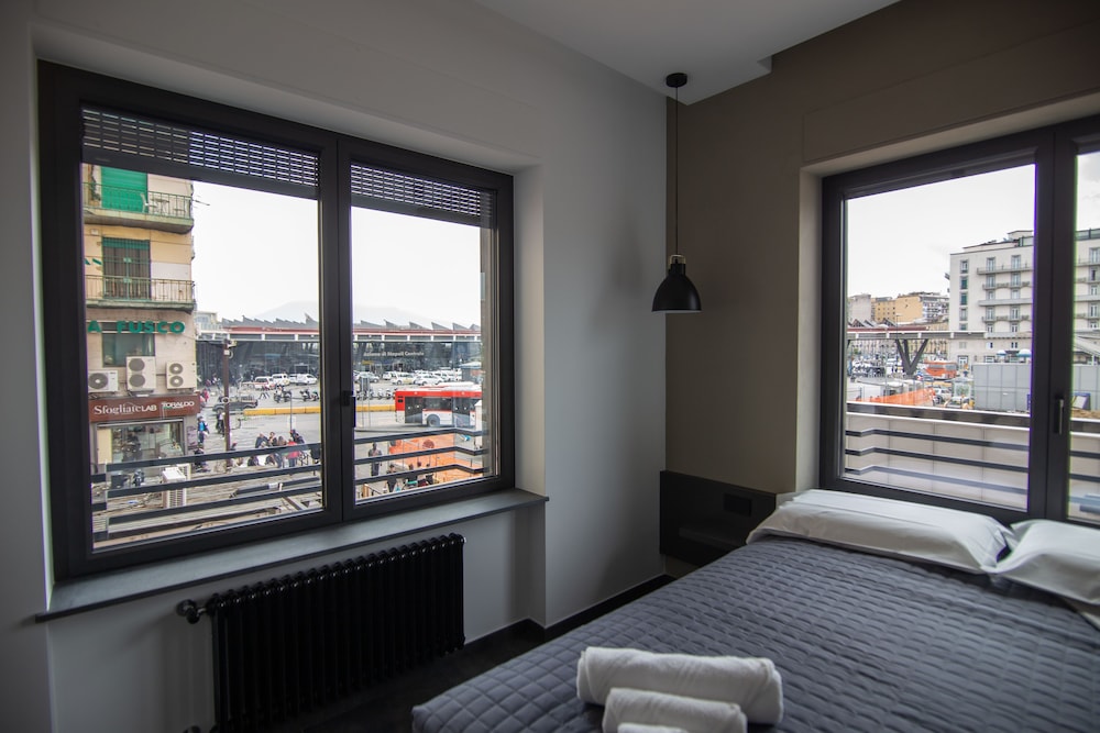 Napoliurbansuite 18/50