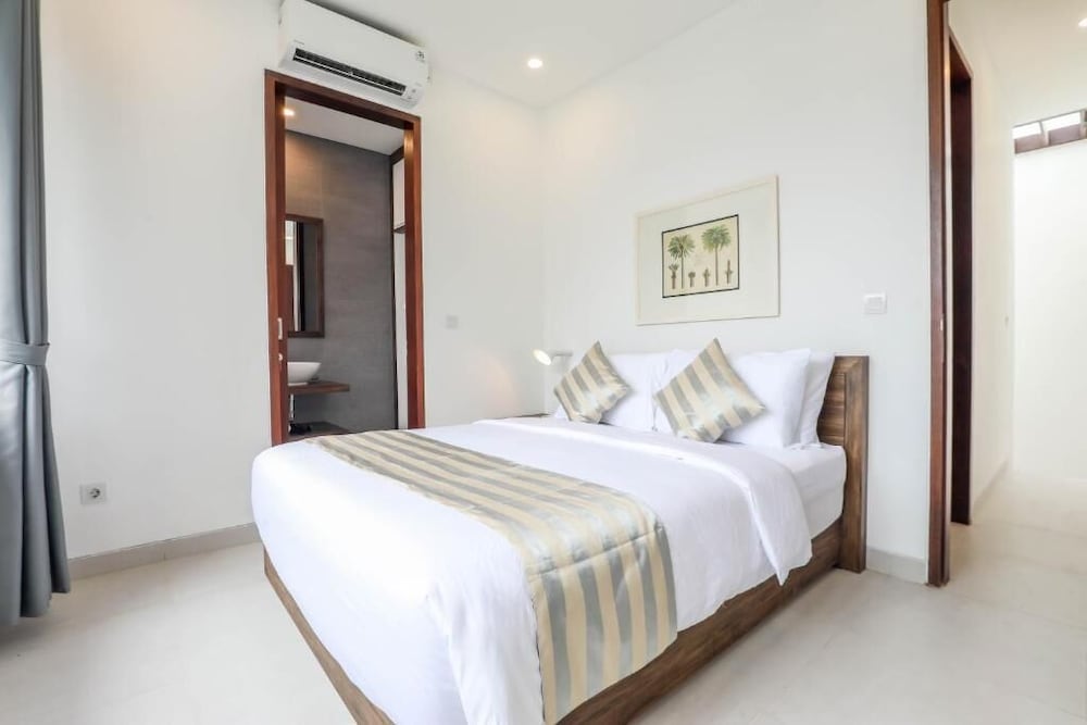 Vienna Villas Seminyak 5/20