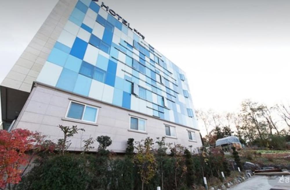 Hotel Diamant 1/20