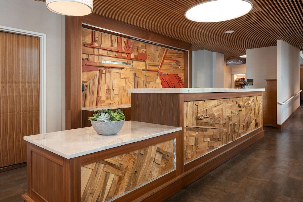 Hilton Garden Inn Long Island City New York 8/62