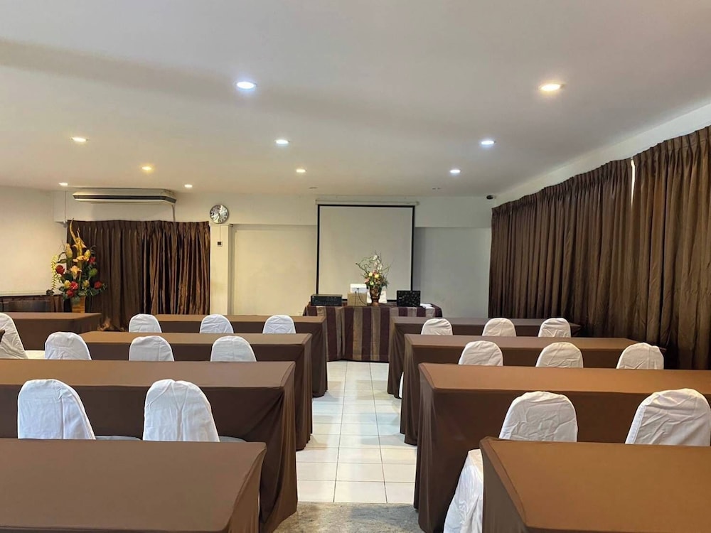 Retreat Resort Pattaya 76/86