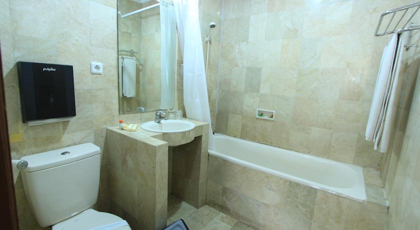 Karang Setra Hotel 22/25