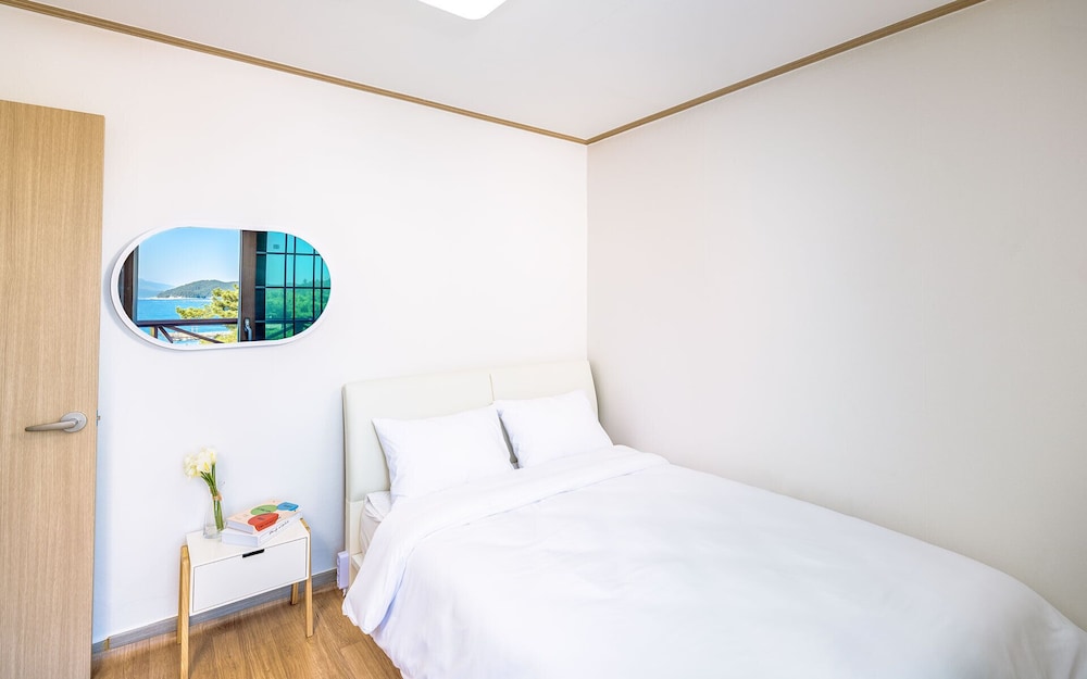 Hanulbora Pension 16/50