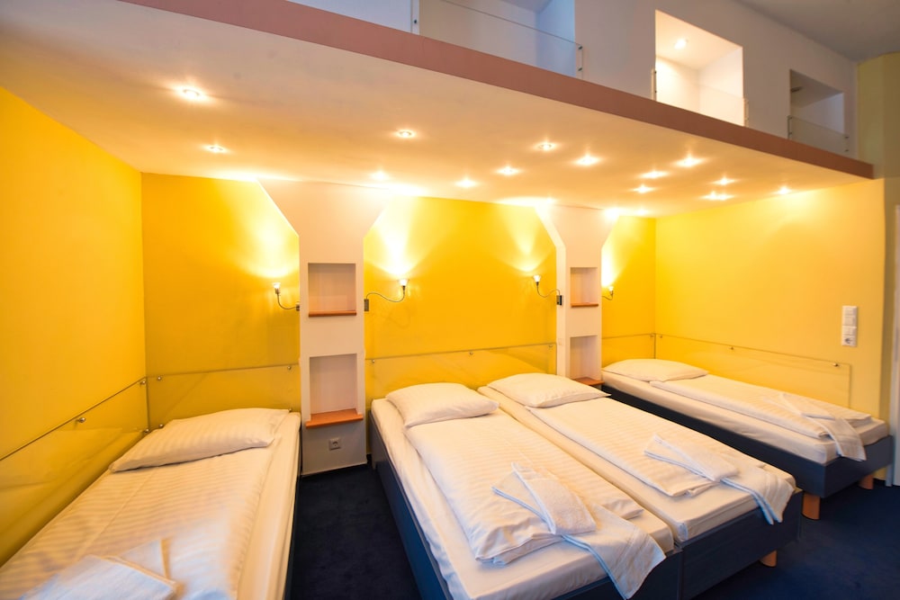 ART-HOTEL CHARLOTTENBURGER HOF 26/50