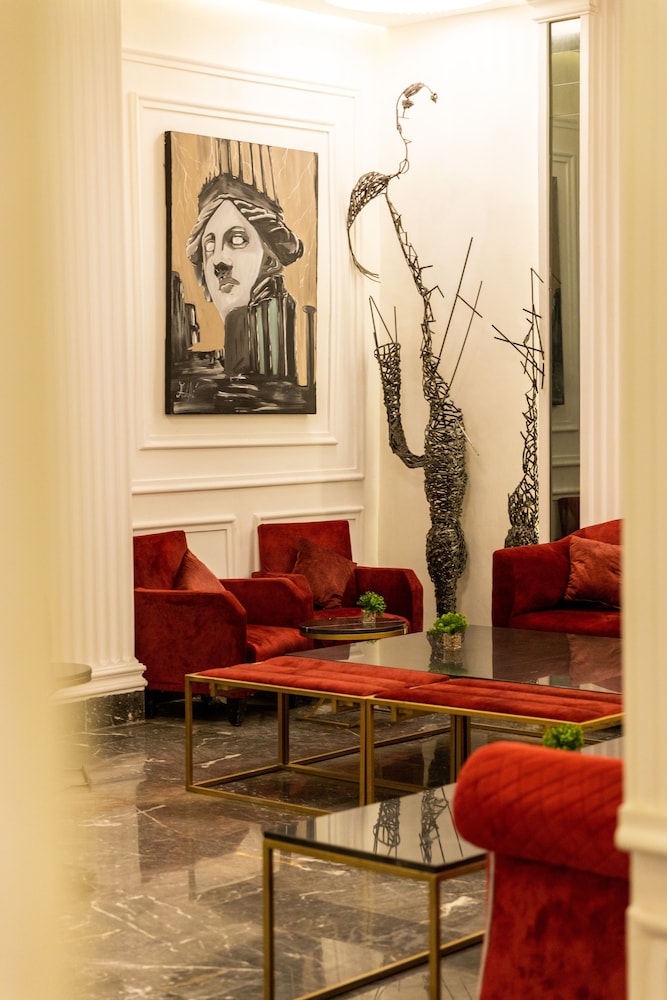 Hotel Majestic 37/54