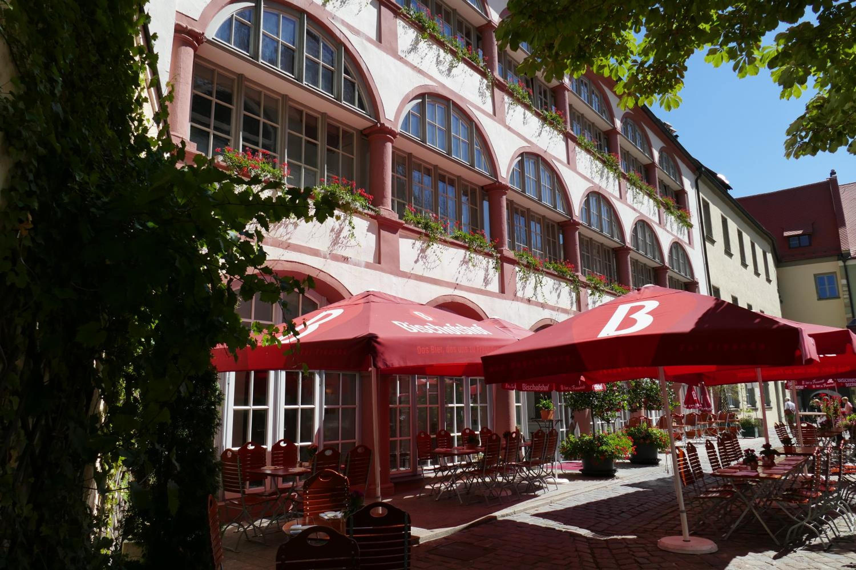 Hotel Bischofshof am Dom 7/58