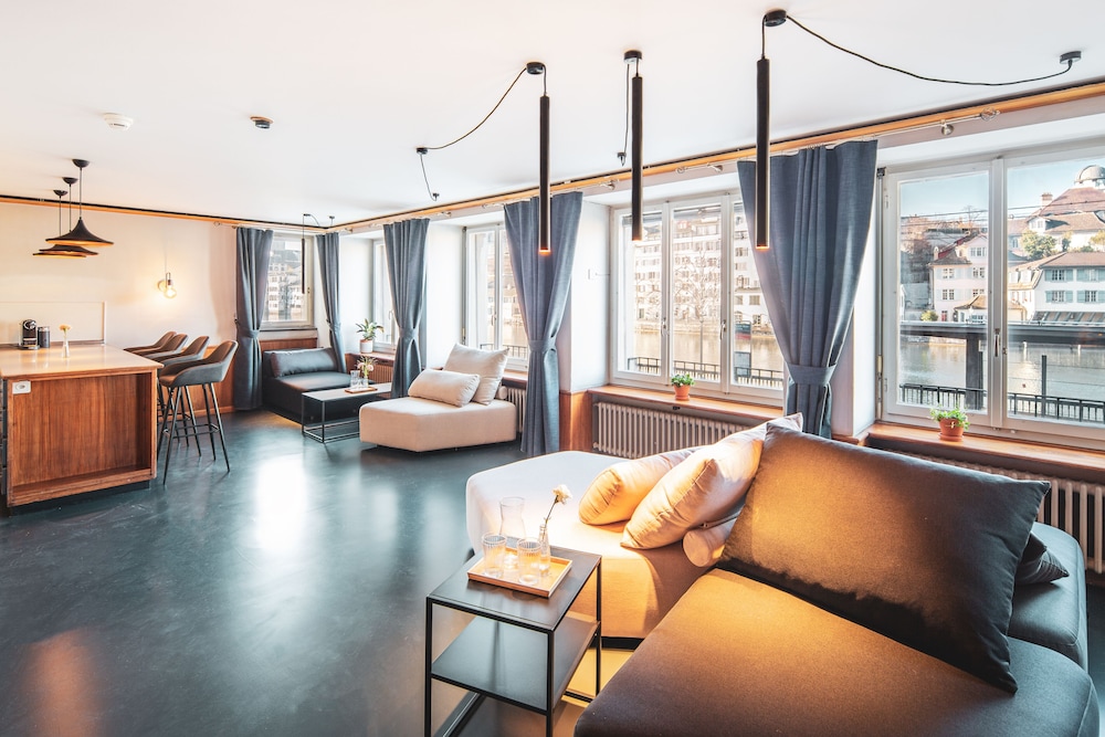 Pop Up Hotel Krone Zurich 15/43