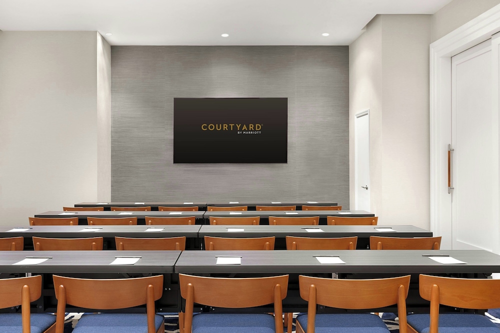 Courtyard New York Manhattan Chelsea 49/54