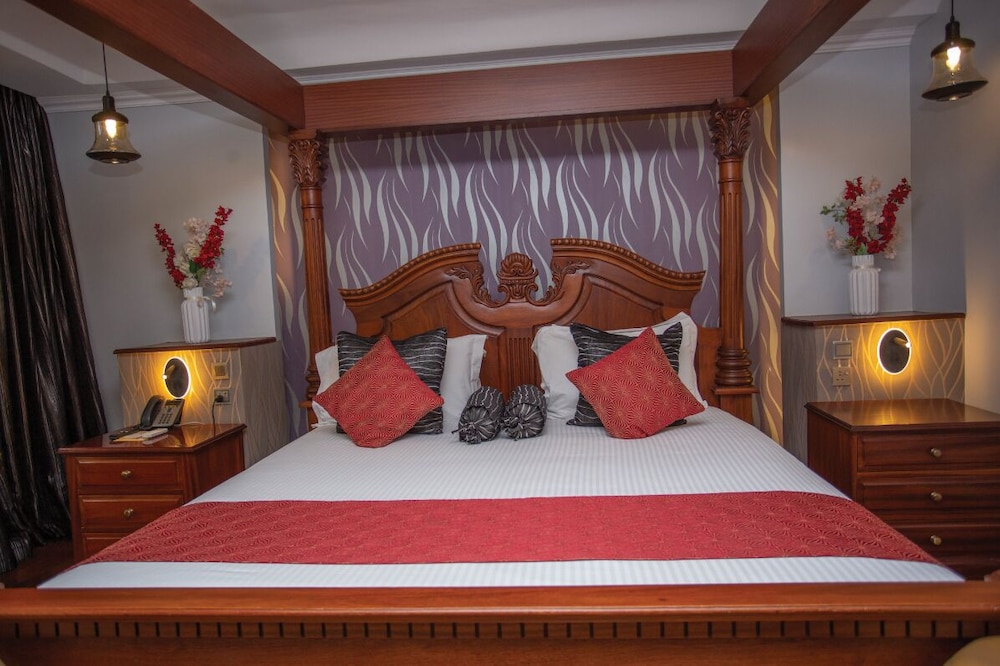 Presidential Suite