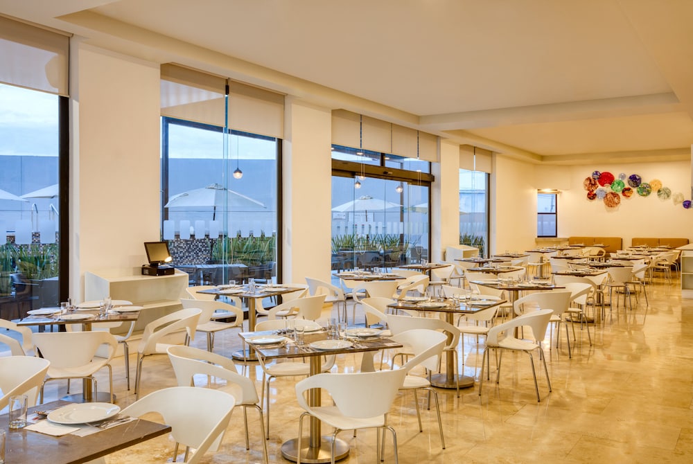 Fiesta Inn Guadalajara Aeropuerto 39/50