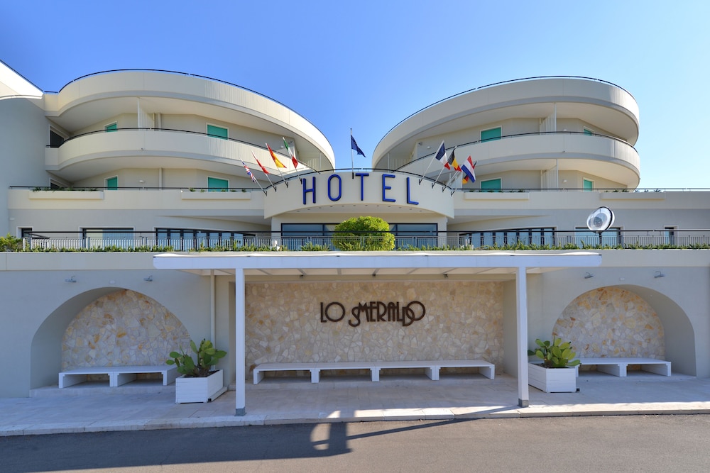 Hotel Lo Smeraldo 2/34