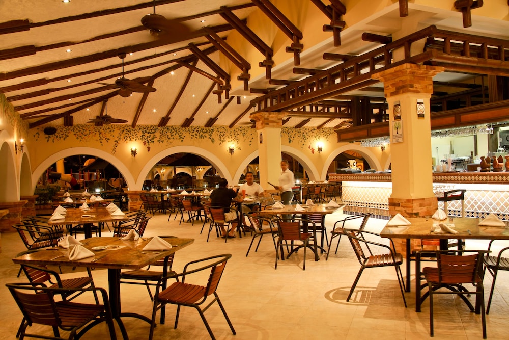 Hotel Campestre El Campanario 27/30