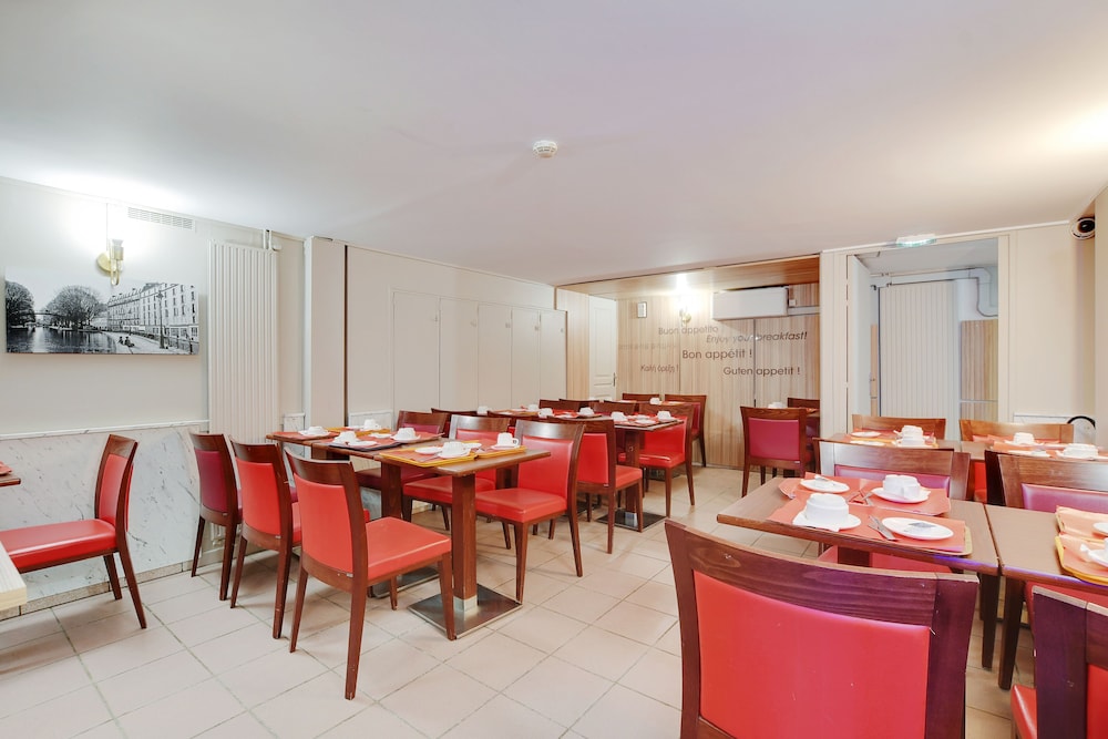 Altona Hotel 51/62