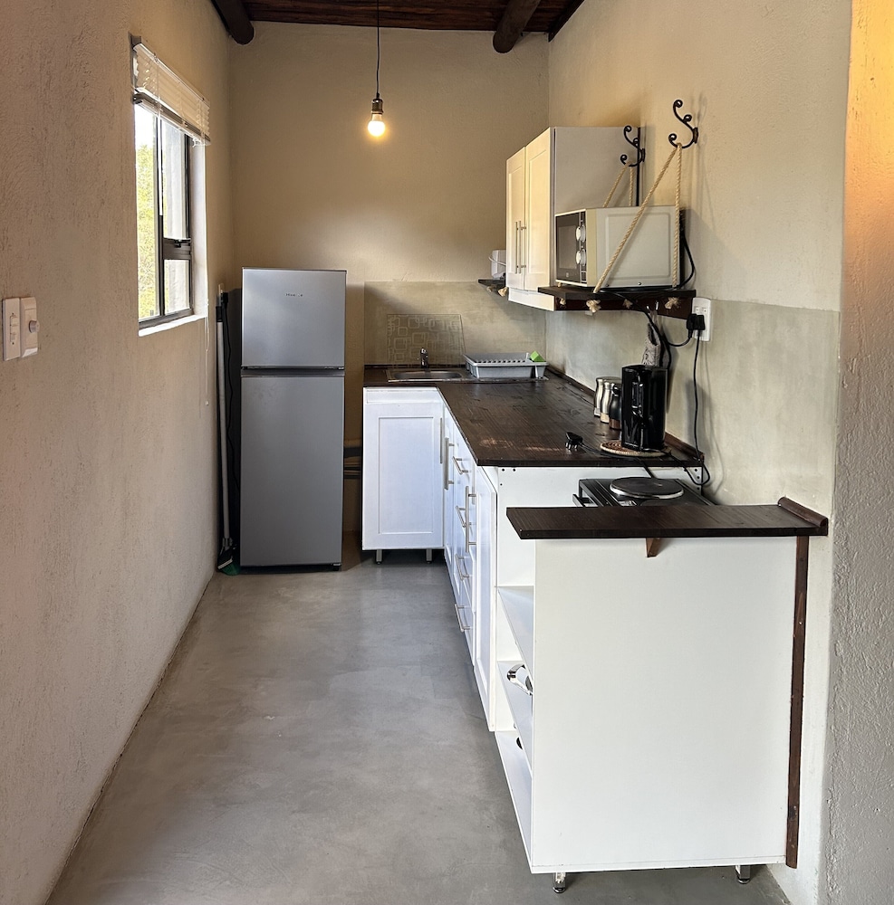 Leadwood Tree Safari Lodge 695 14/30