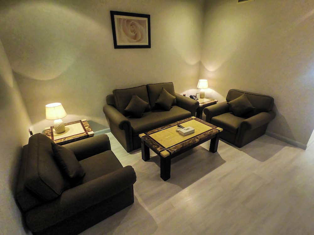 Manama Tower Hotel 35/50