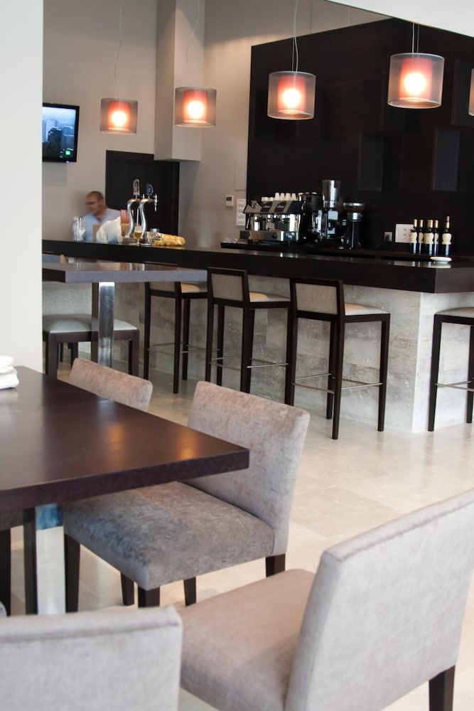 HOTEL PALOMA 30/37