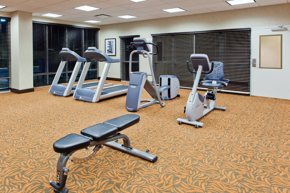 Holiday Inn Express Hotel And Suites Huntsville West Research Pk 38/70