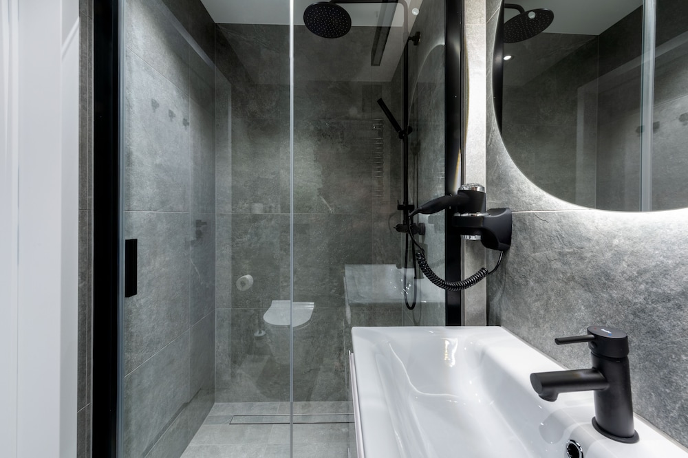 InPoint Smart Apartments 73/73