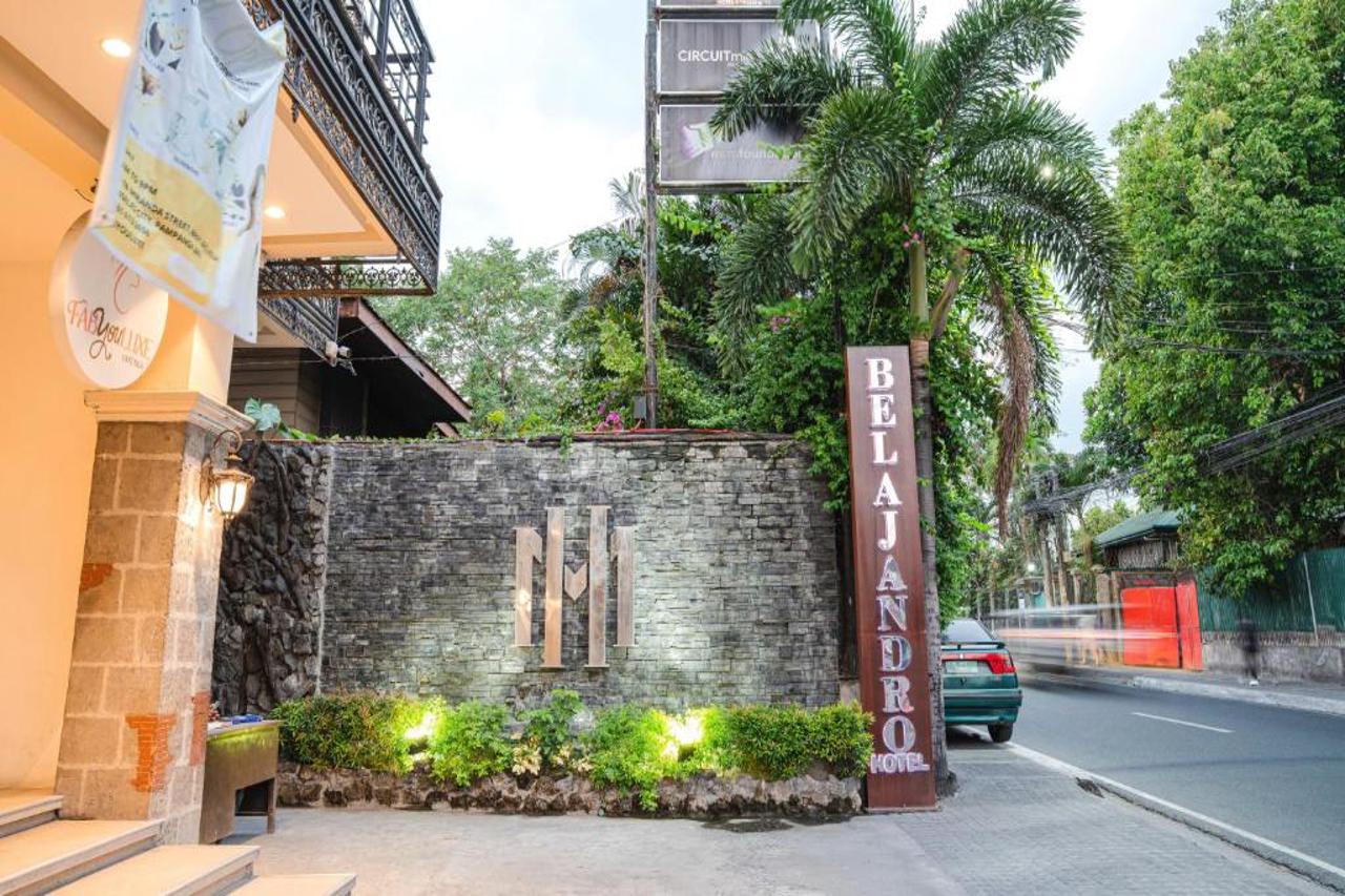 Sunday Belajandro Hotel 33/44
