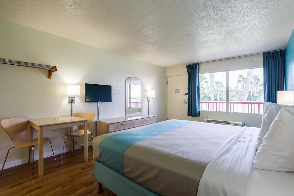 Motel6 Spring Hill, FL - Weeki Wachee 19/64