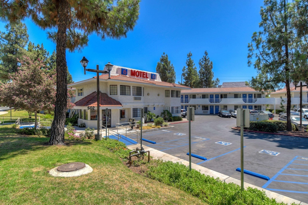 Motel6 San Dimas, CA - Los Angeles 36/46