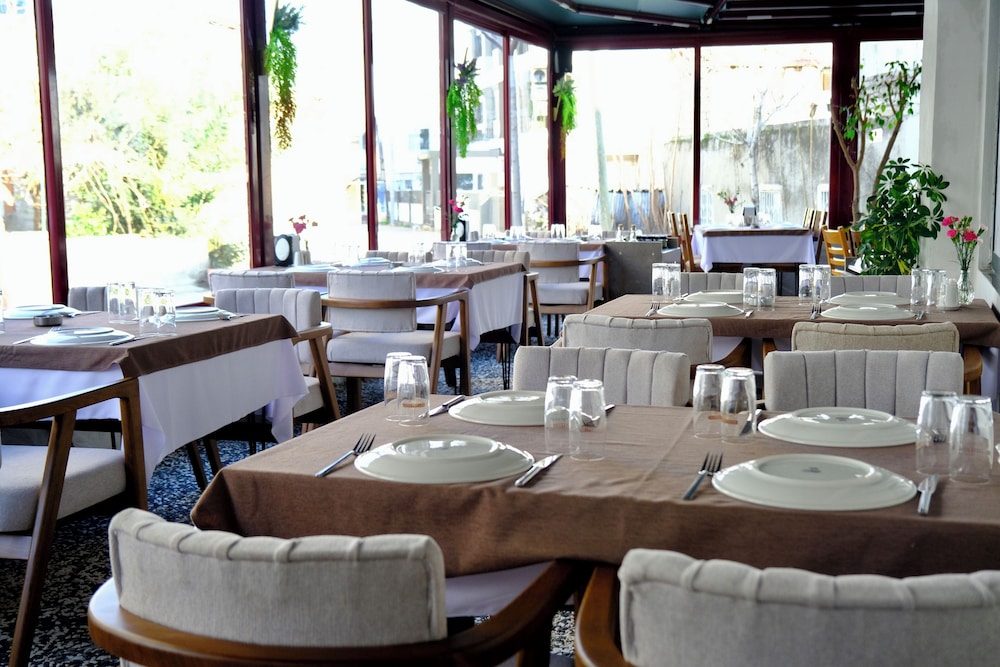 Bloomtalya Hotel 50/64