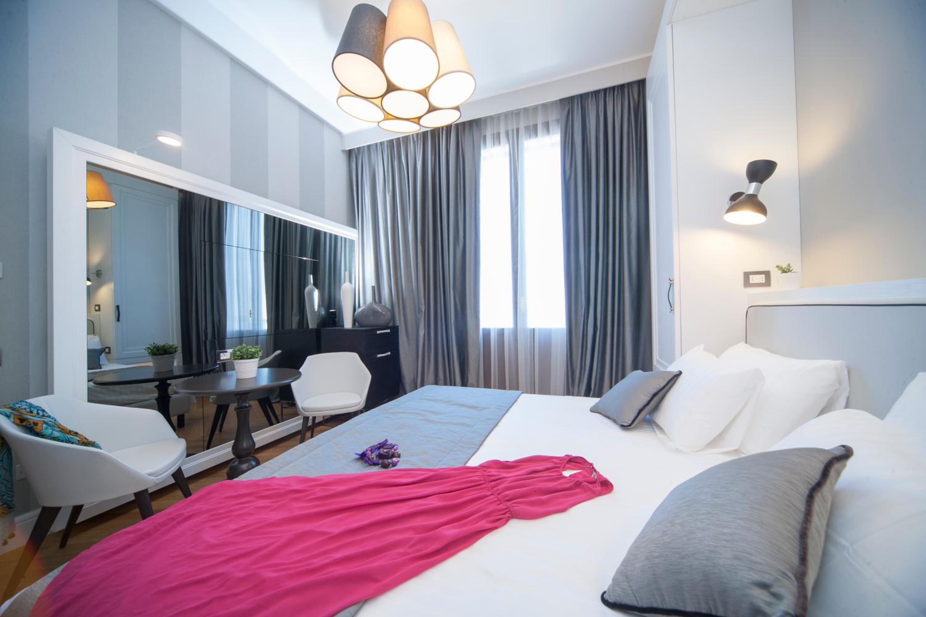 Lagoon, Superior, Double or Twin Bed