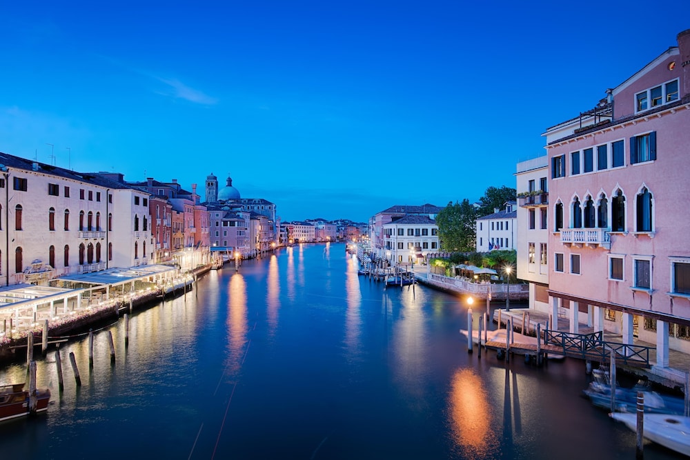 NH Venezia Santa Lucia 39/50