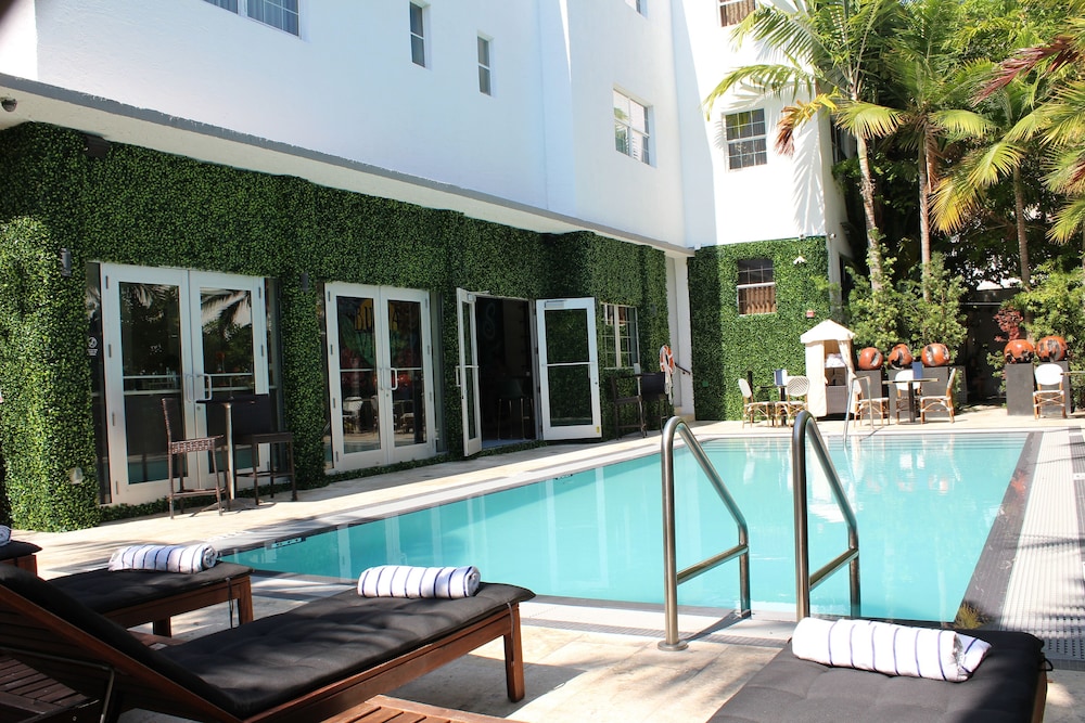 SAN JUAN HOTEL in MIAMI BEACH - FL