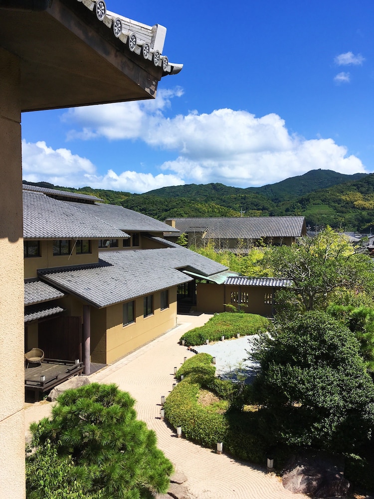Shioyu Naginoto in KARATSU - SAGA