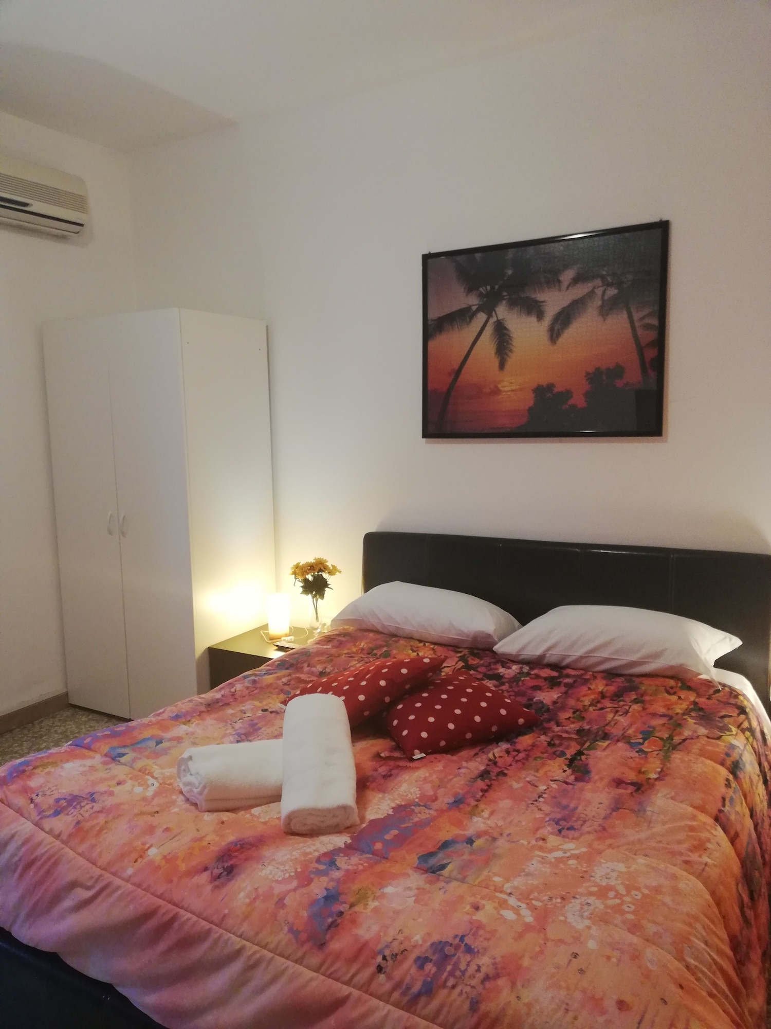 Standard, Twin Beds, City View, Shared Bathroom, Venice Best Vacation 3/5