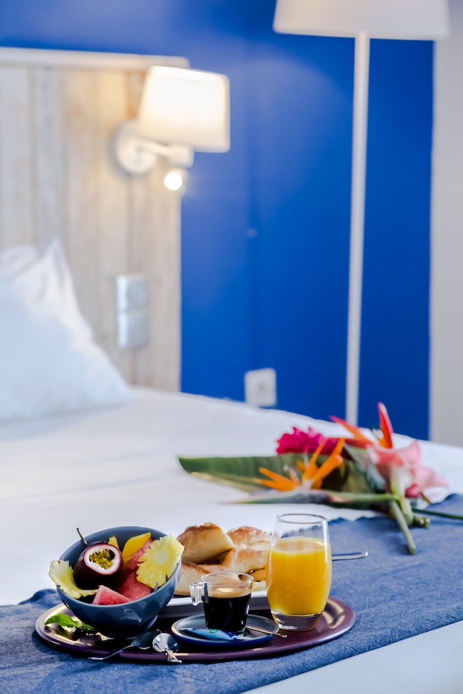 Hotel Le Grand Bleu 40/55