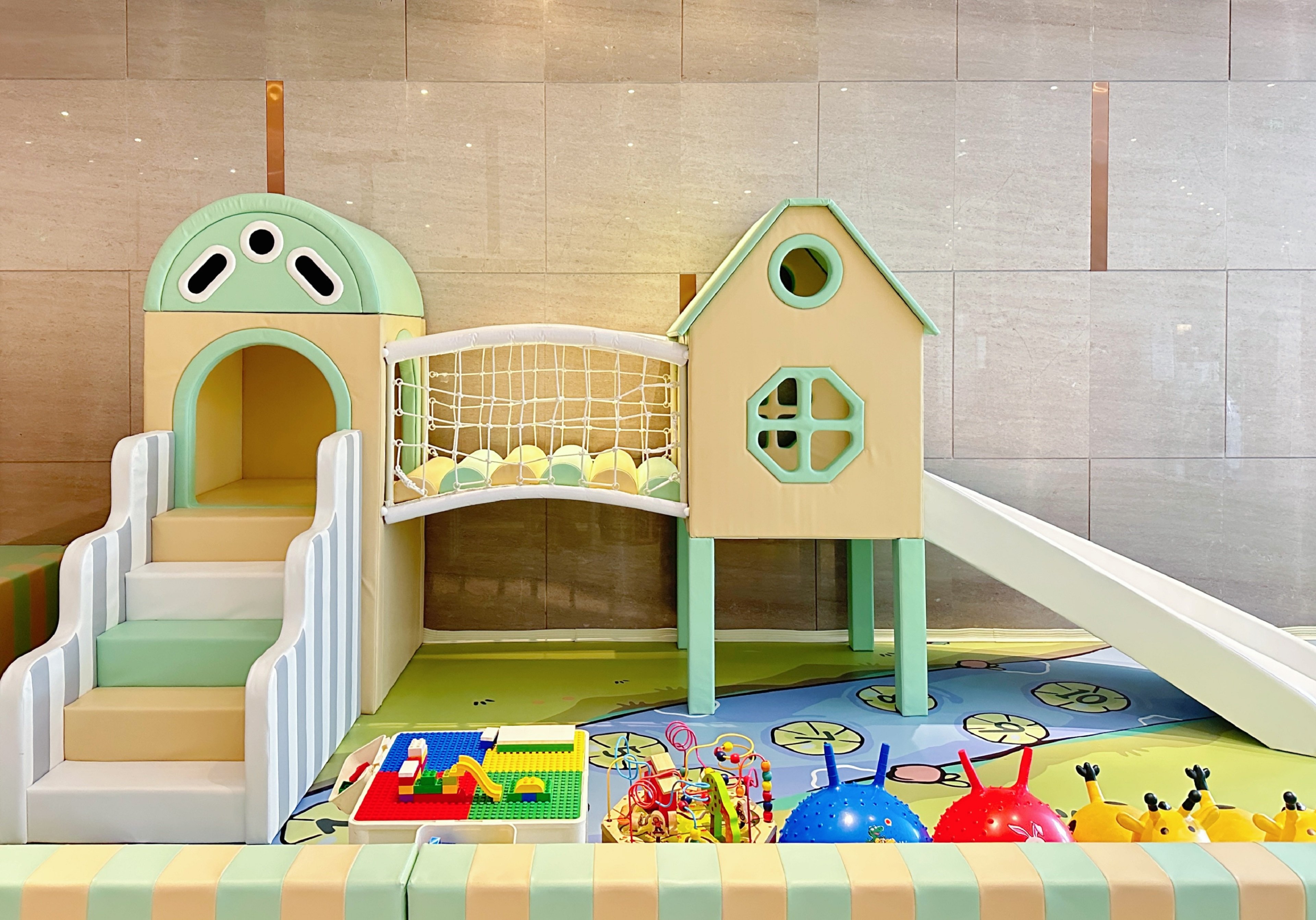 Holiday Inn Hangzhou Gongshu 77/78