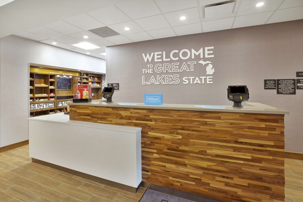 Hampton Inn & Suites Grandville Grand Rapids South 9/35