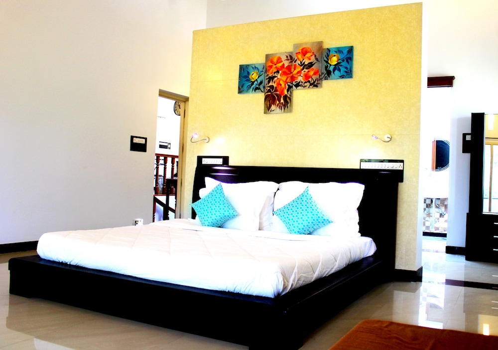 Yercaud Bungalow Stay 7/22